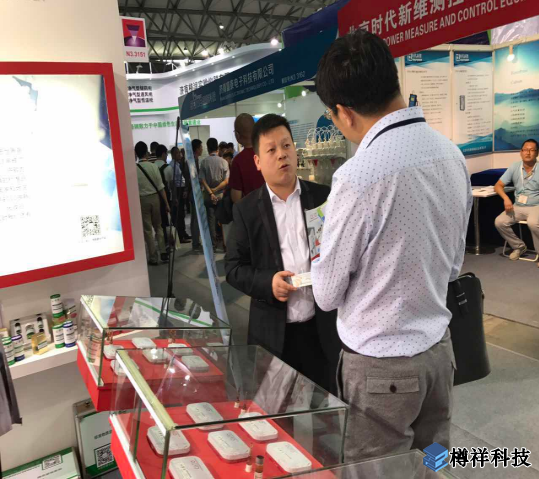 CATO工作人員以飽滿的熱情，為前來(lái)的客戶進(jìn)行詳細(xì)的講解